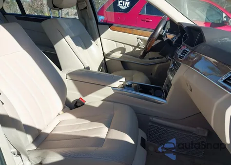 2014 Mercedes-Benz E 350 z USA, uszkodzony, nr VIN WDDHF5KB3EA996625